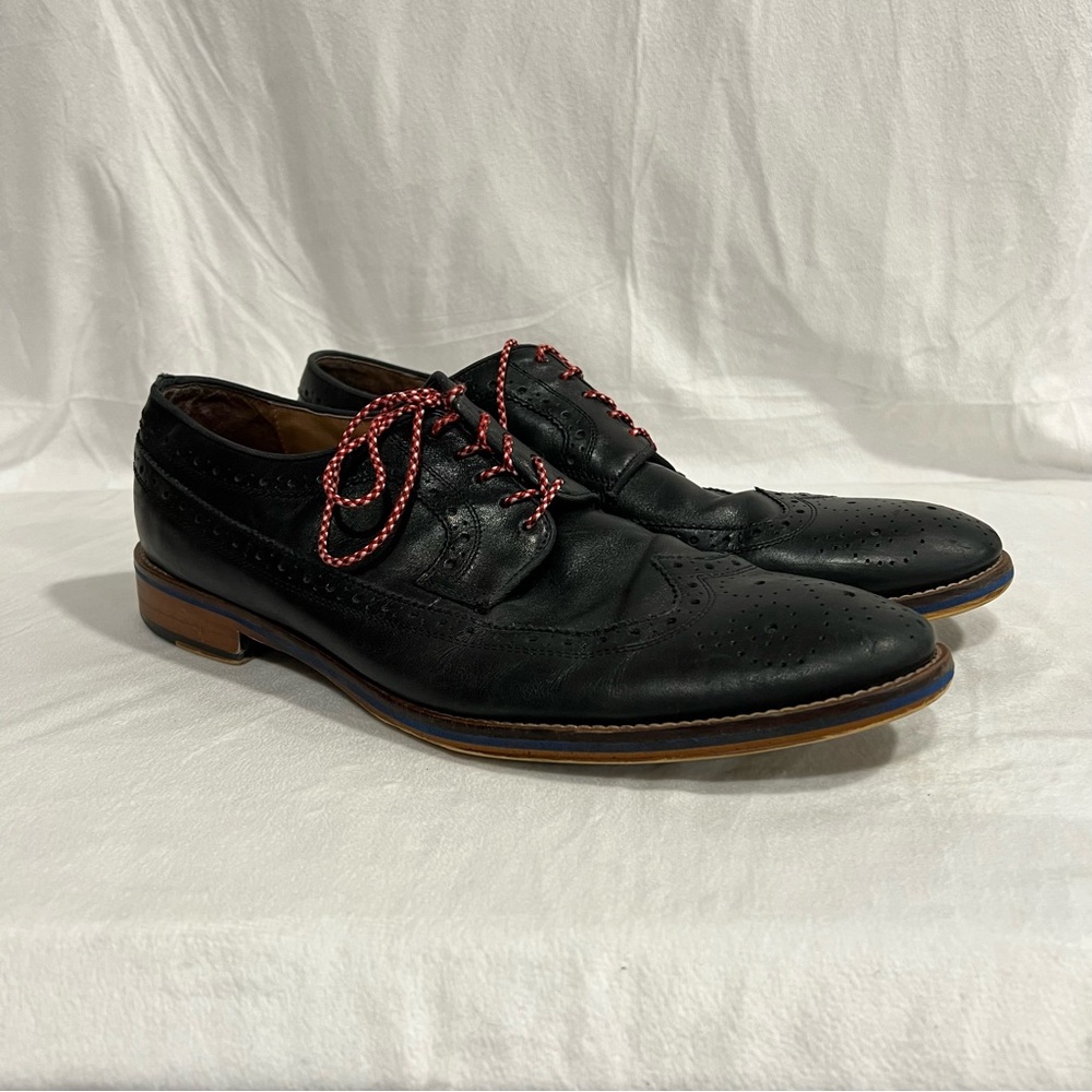 Johnston & Murphy Black Leather Oxfords‎ with Red Laces